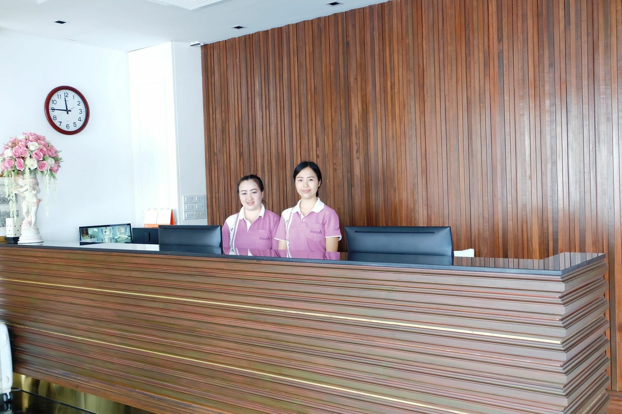 Methavalai Residence Hotel - Sha Extra Plus Бангкок Екстер'єр фото